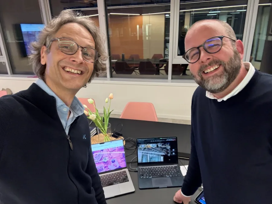 Vincent Flament of Valorize Solutions preparing a prospecting campaign in front of two laptops.